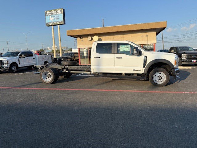 New 2026 Ford F450 XL w/ XL Chrome Package image 2