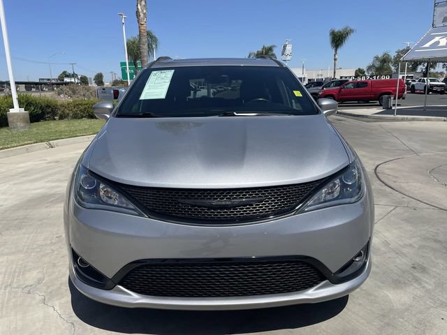 Used 2018 Chrysler Pacifica Touring-L Plus FWD image 3