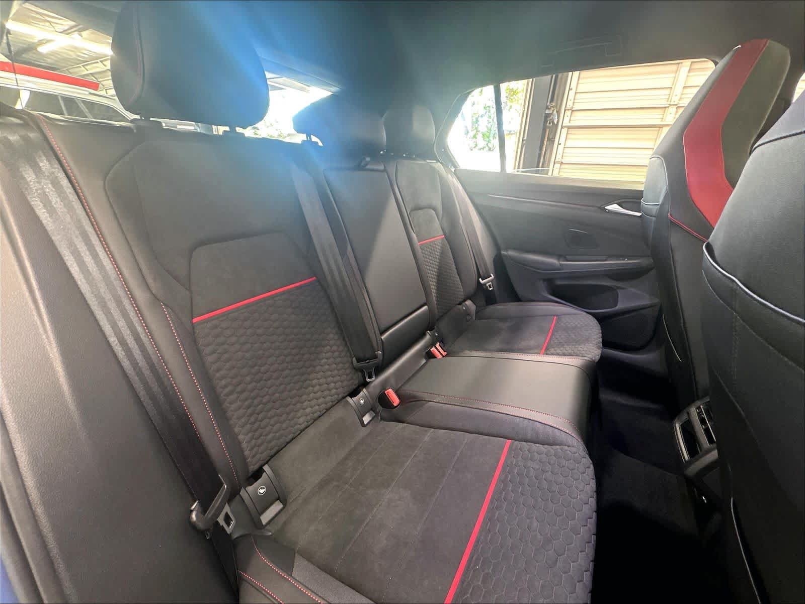 New 2026 Volkswagen GTI SE FWD image 10