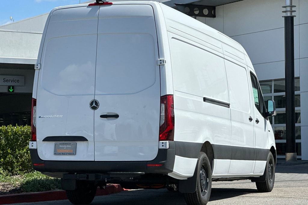 New 2024 Mercedes-Benz eSprinter 170 Cargo image 6