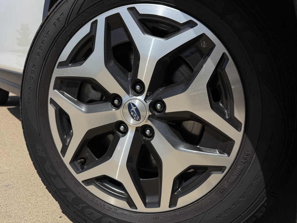 Used 2023 Subaru Forester Premium AWD/4WD image 9