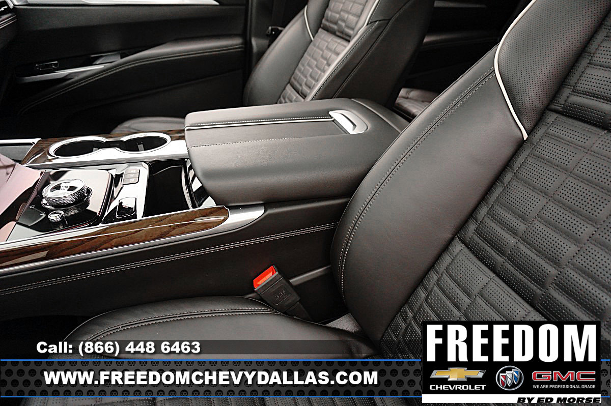 Certified 2025 Cadillac Escalade Sport Platinum w/ LPO, ONYX Package AWD/4WD image 28