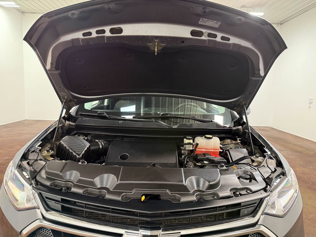 Used 2020 Chevrolet Traverse LS image 19