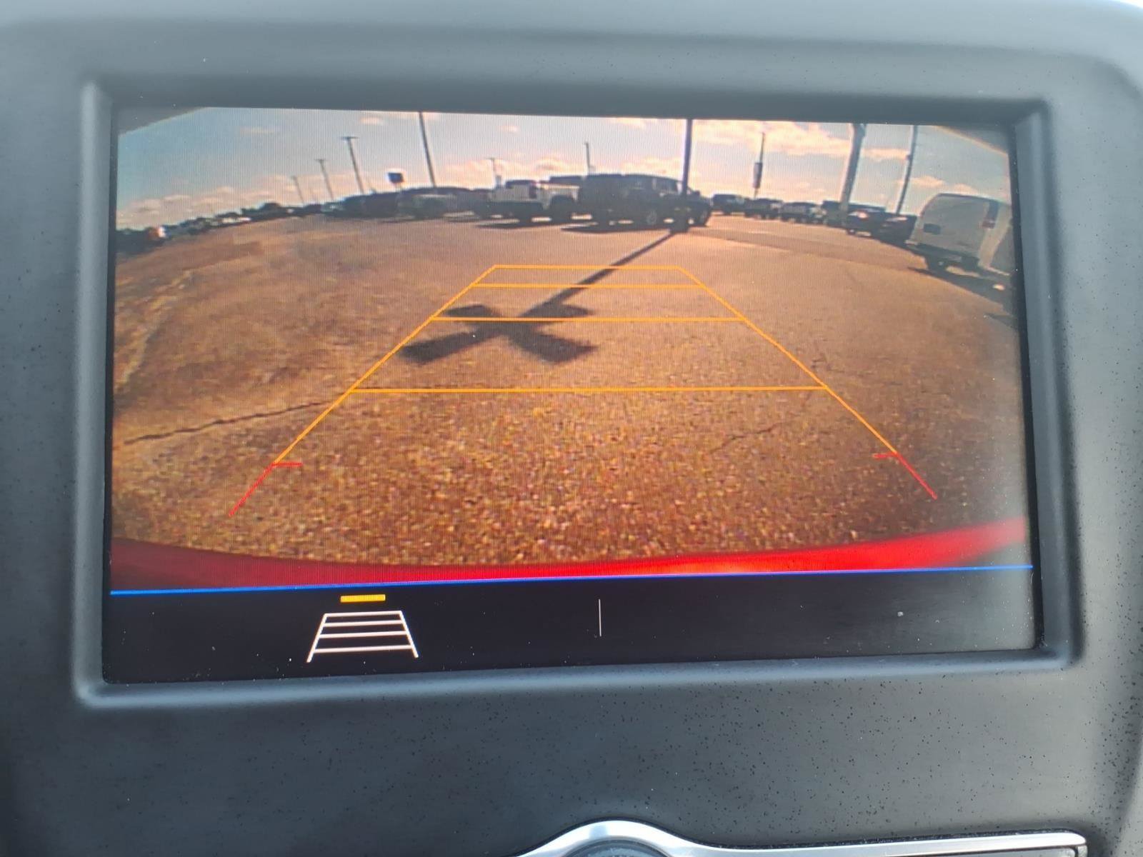 Used 2021 Chevrolet Equinox LT FWD image 29