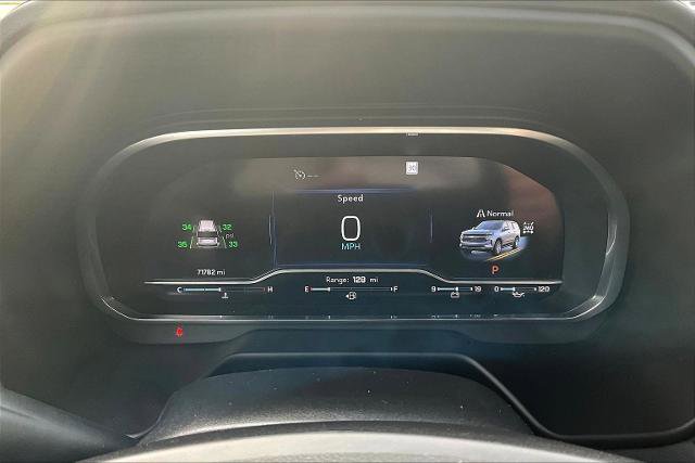 Used 2023 Chevrolet Suburban Premier image 13