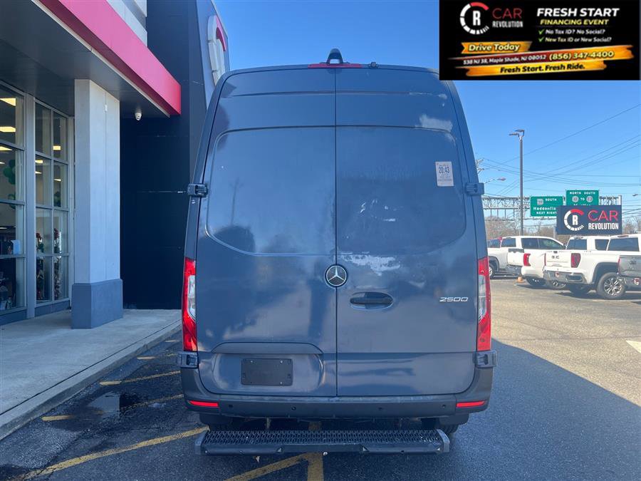 Used 2019 Mercedes-Benz Sprinter 144 image 5