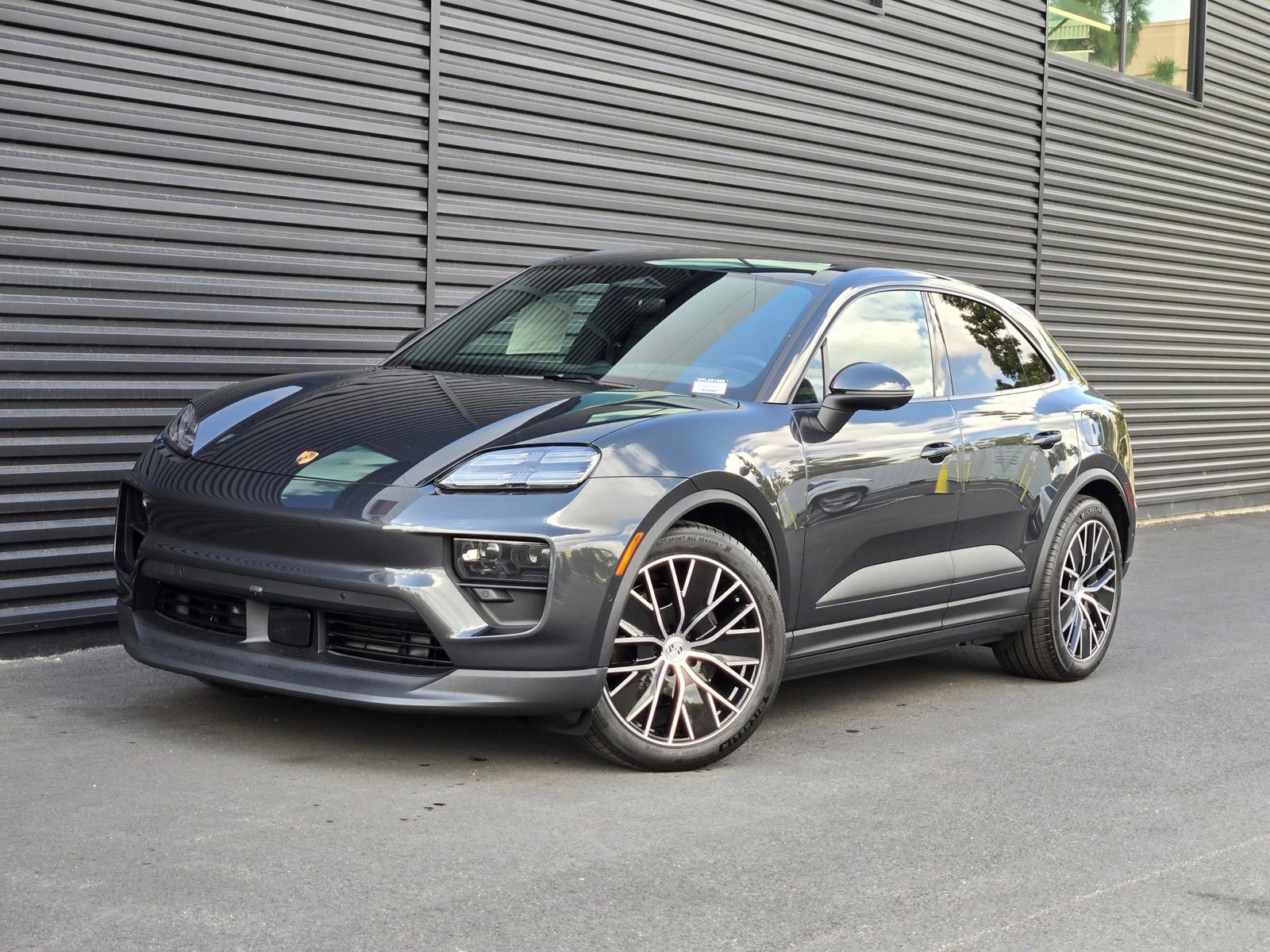 New 2026 Porsche Macan 4 Electric AWD/4WD image 1