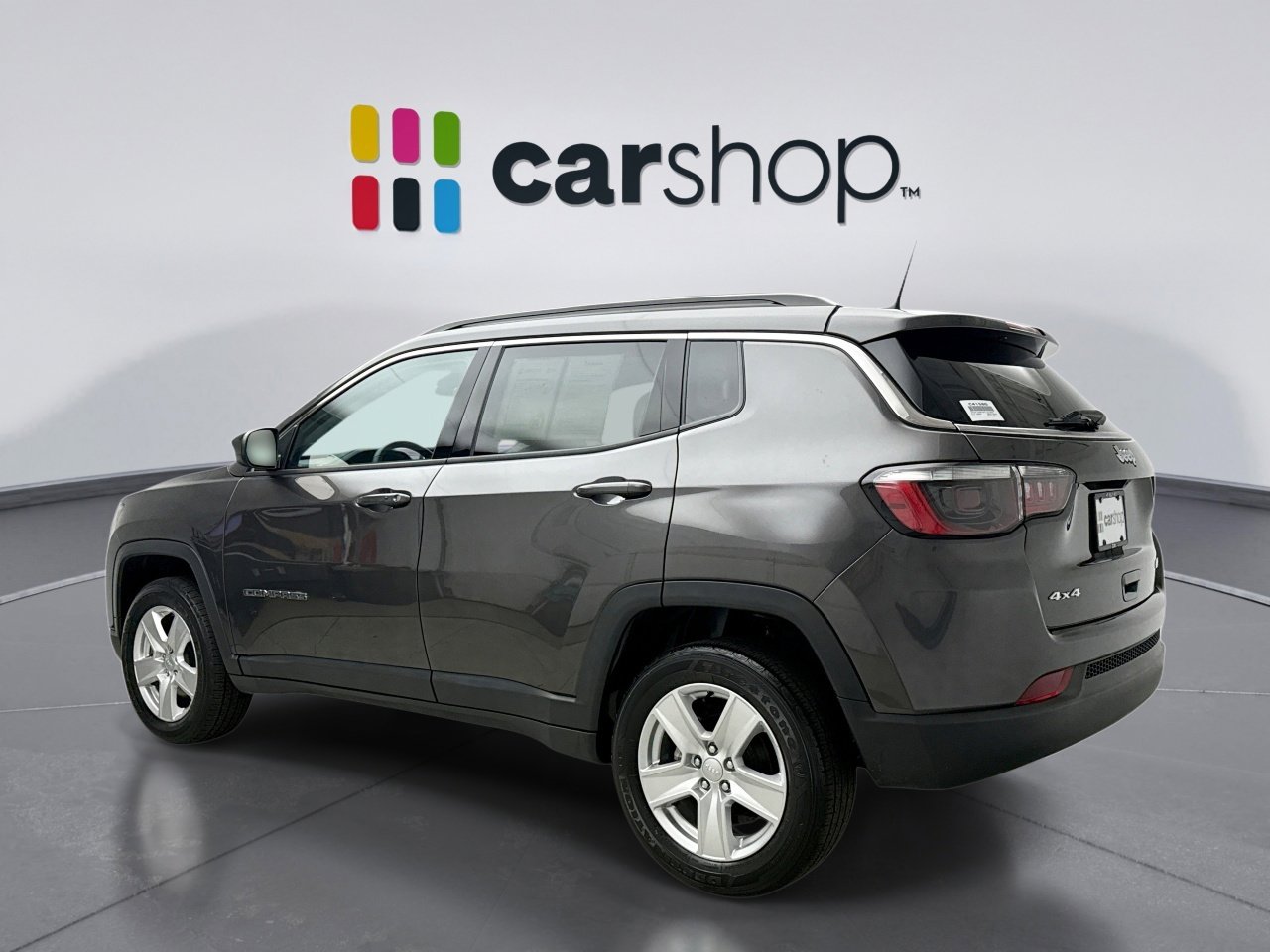 Used 2022 Jeep Compass Latitude w/ Sun and Sound Group AWD/4WD image 3