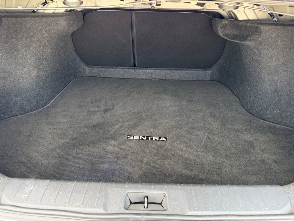 Used 2025 Nissan Sentra S image 21
