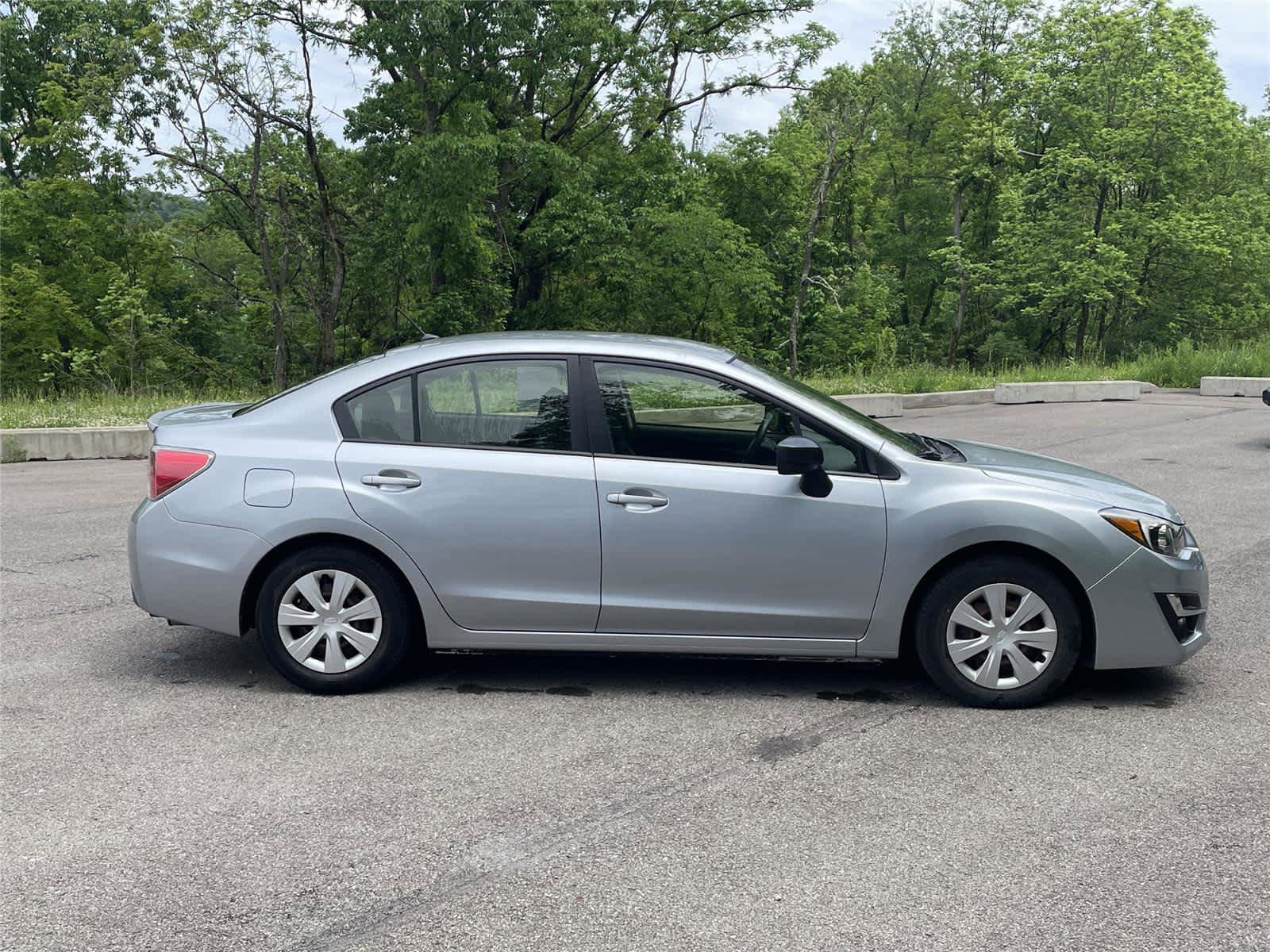 Used 2016 Subaru Impreza 2.0i AWD/4WD image 4
