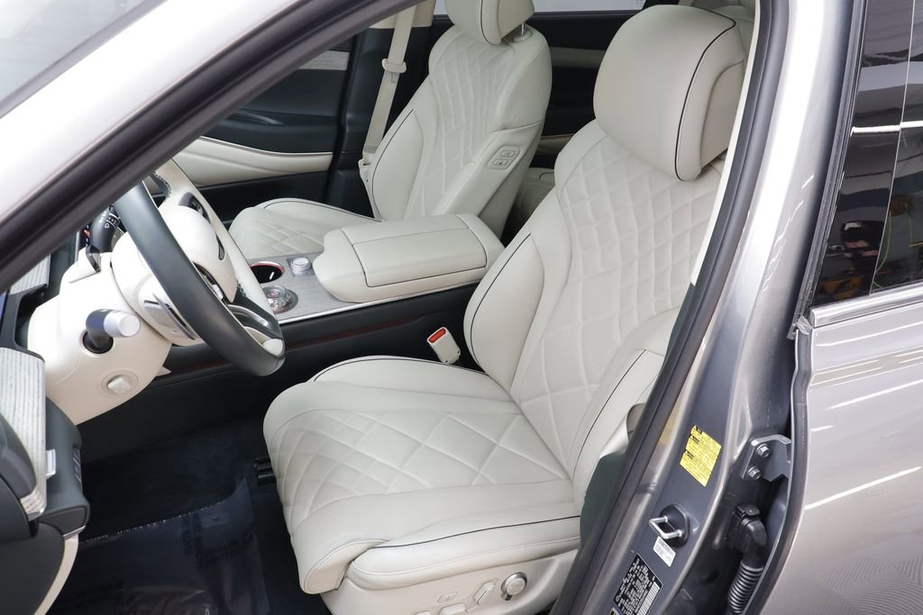 Used 2025 Genesis GV80 3.5T Prestige image 16