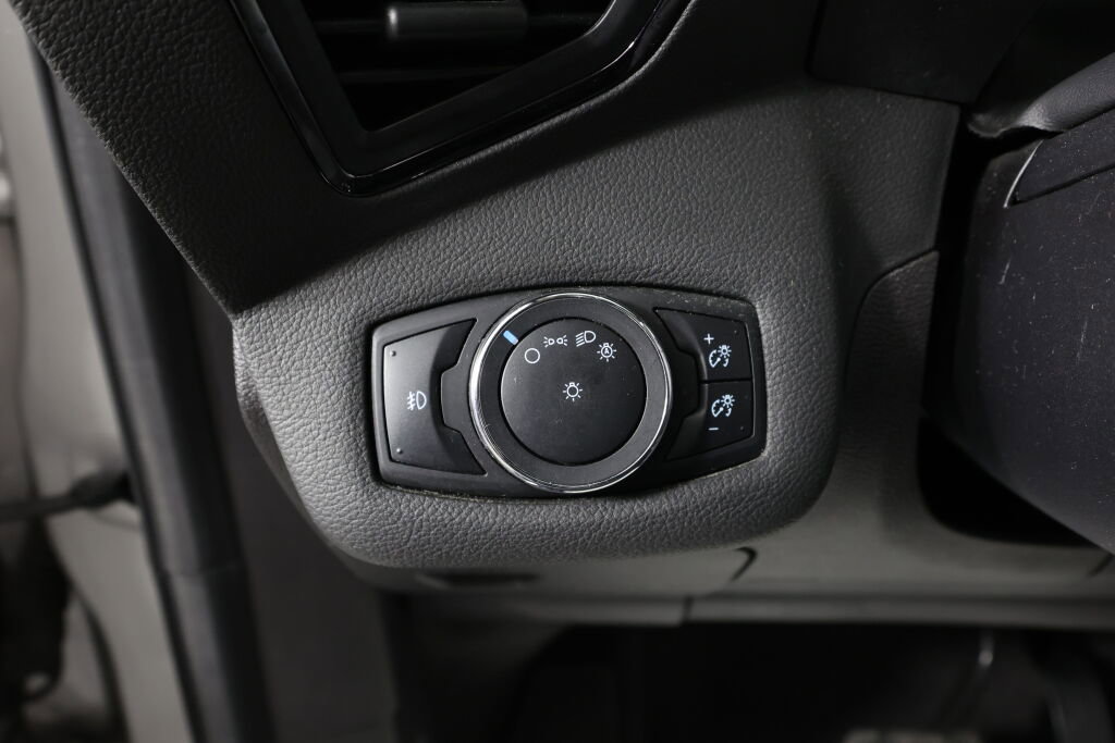 Used 2015 Ford Escape Titanium w/ Equipment Group 301A image 33