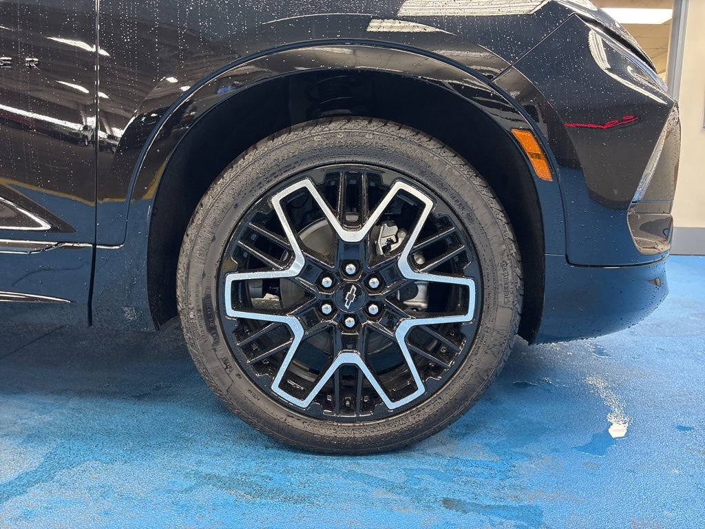 New 2026 Chevrolet Blazer RS w/ Driver Confidence II Package image 3