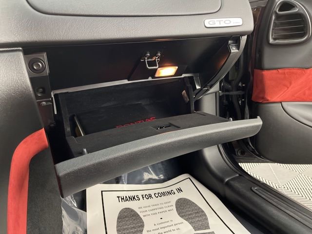 Used 2005 Pontiac GTO image 33