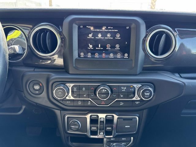 Used 2021 Jeep Wrangler Unlimited Sahara image 17