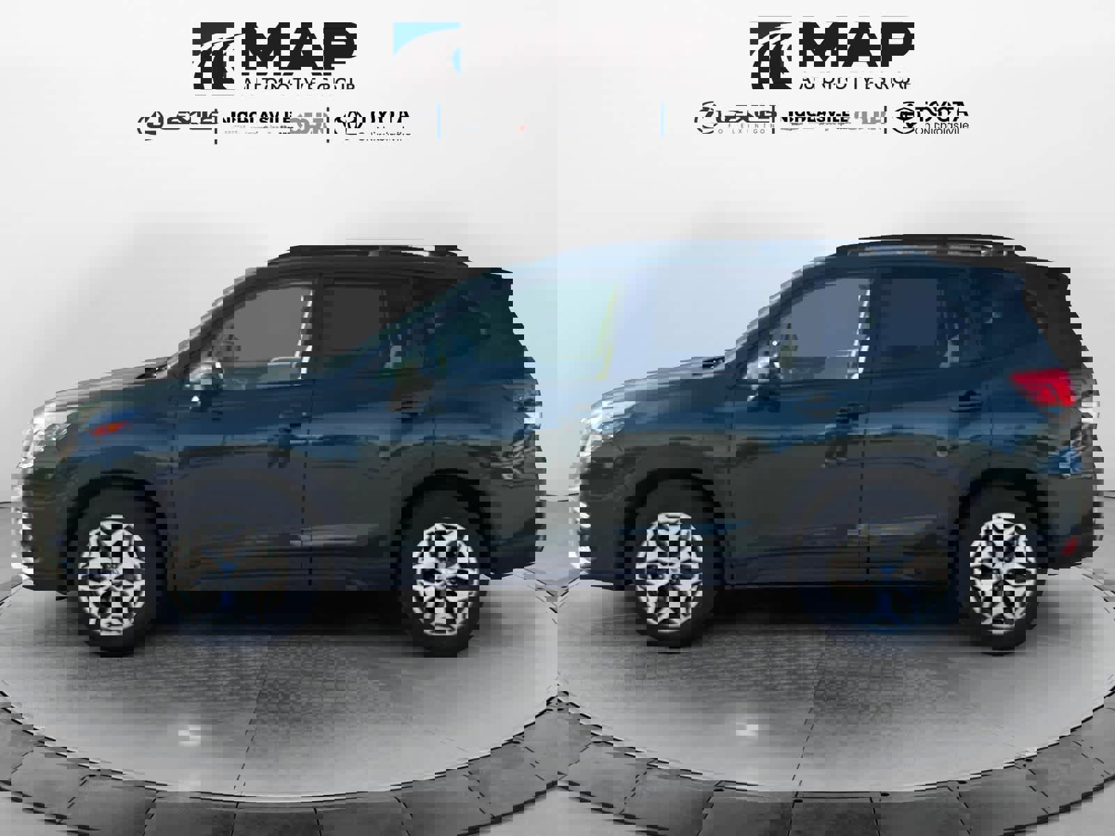 Used 2024 Subaru Forester Premium image 2