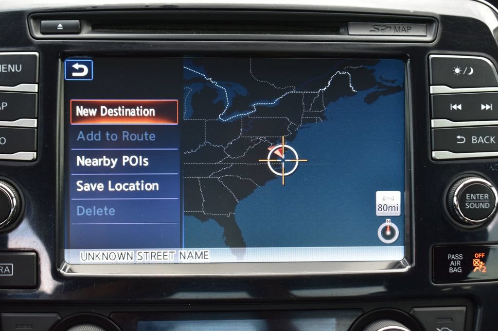 Used 2017 Nissan Maxima FWD image 23