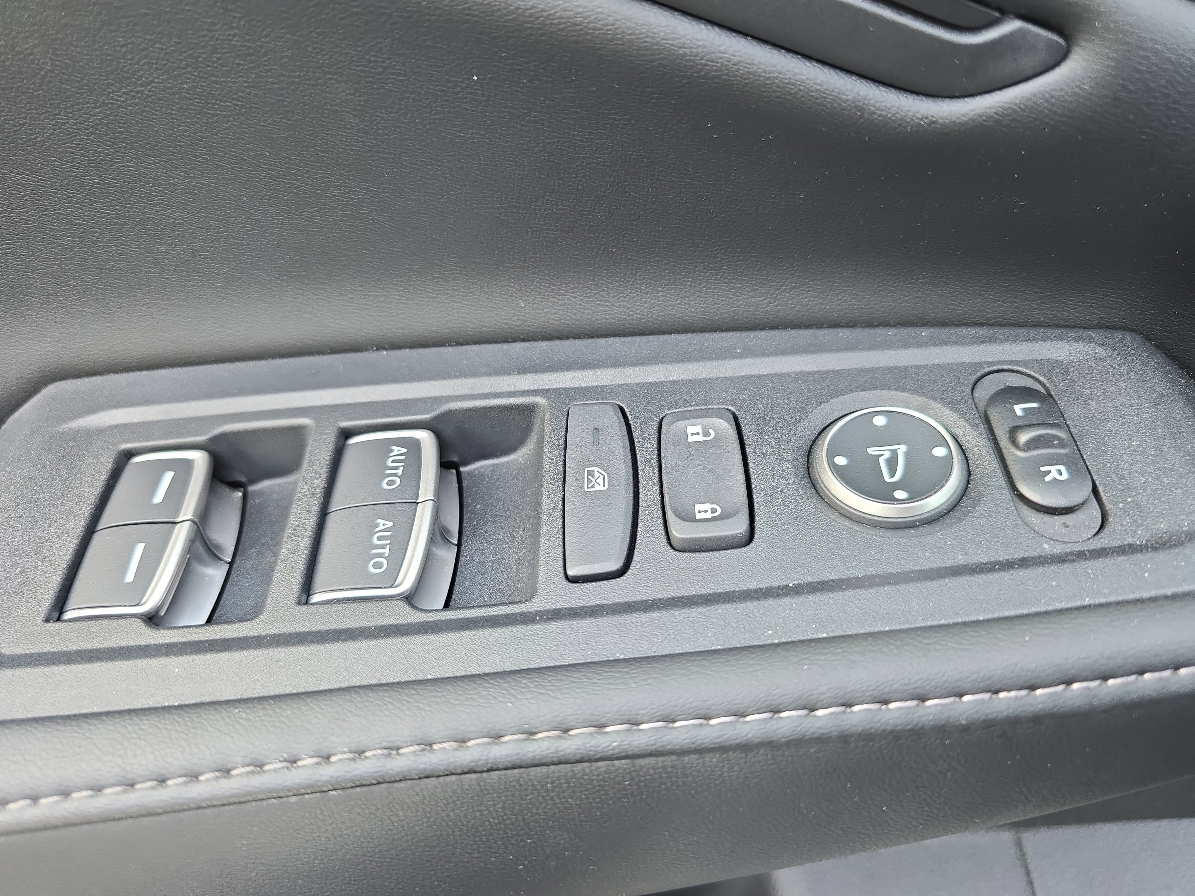 Used 2025 Honda Accord Sport image 26