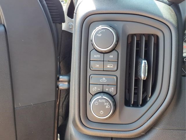 New 2026 Chevrolet Silverado 1500 W/T w/ LPO, Dark Essentials Package AWD/4WD image 12