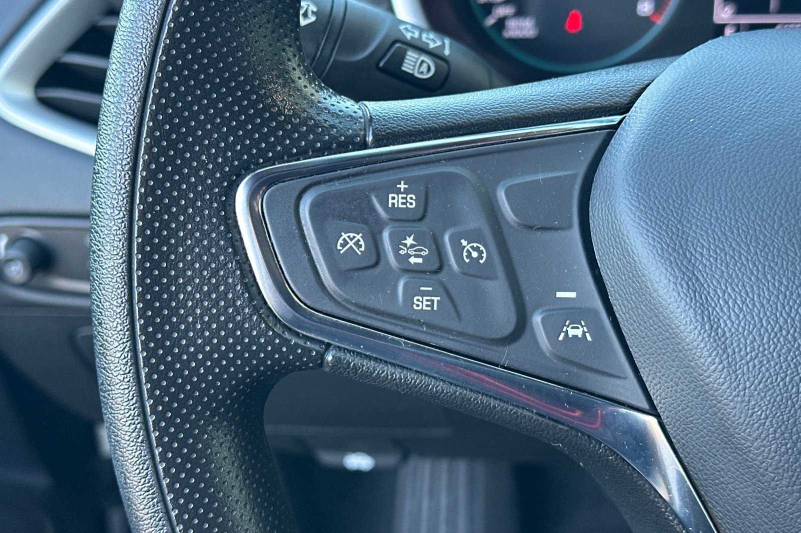 Certified 2023 Chevrolet Malibu LT image 30