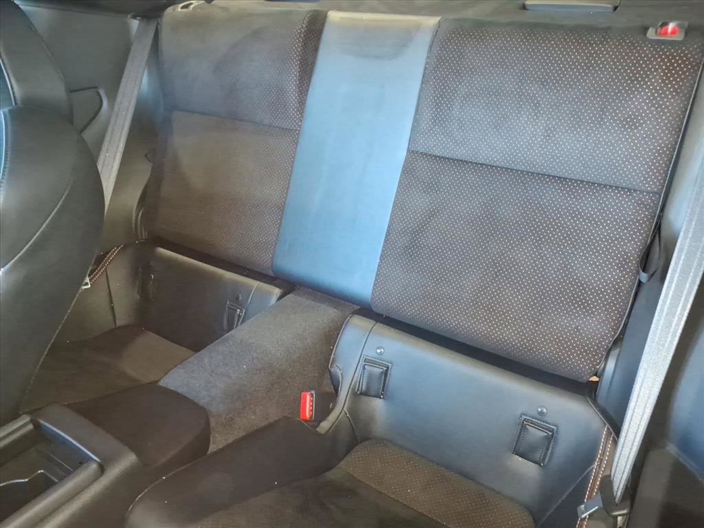 Used 2023 Toyota GR86 10th Anniversary SE image 10