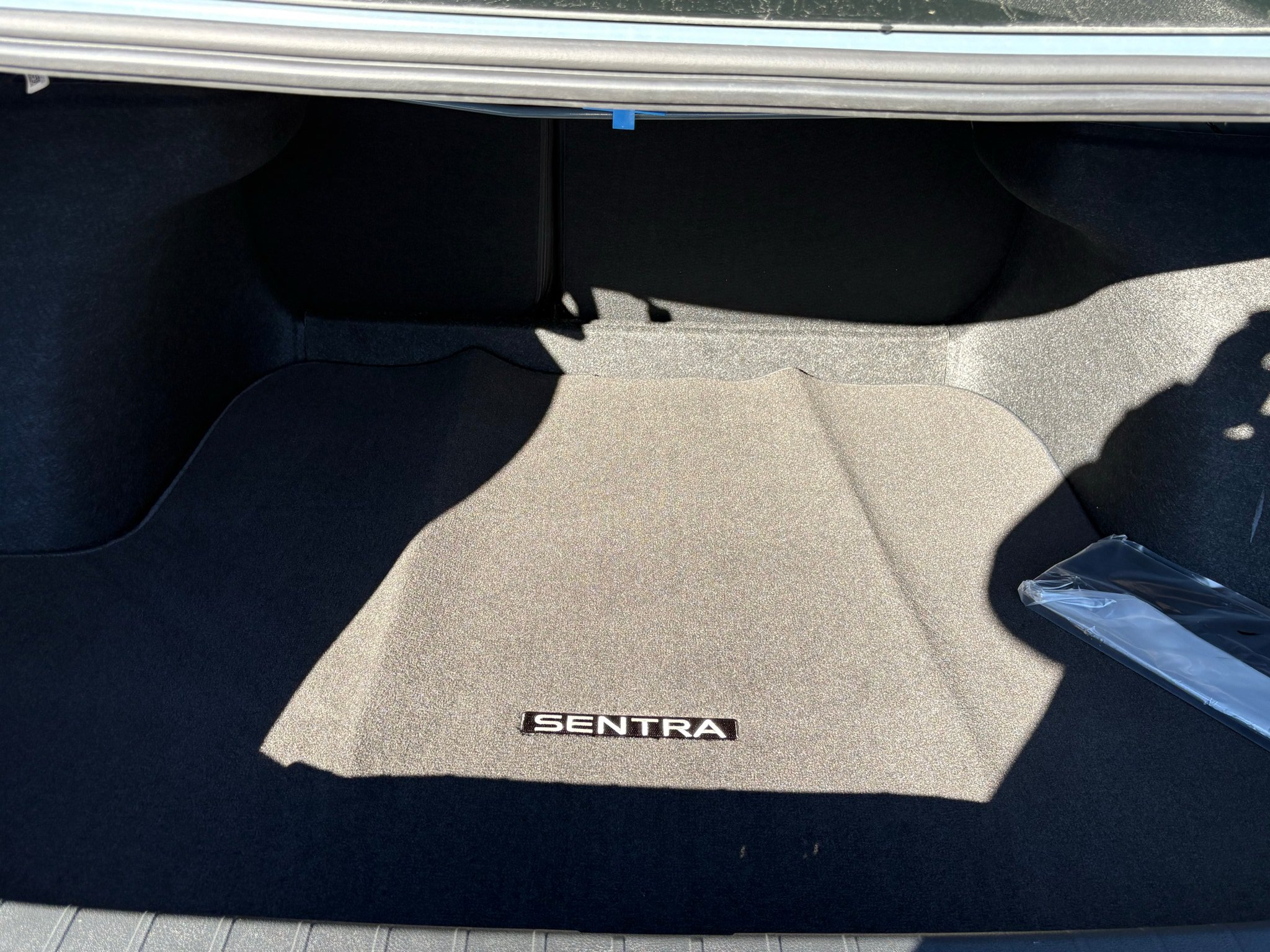 New 2027 Nissan Sentra SV w/ SV Convenience Package FWD image 27