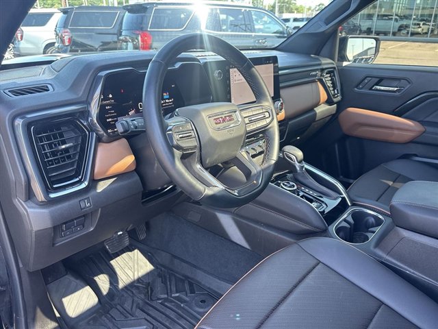 Certified 2024 GMC Canyon AT4 w/ AT4 Premium Package AWD/4WD image 10