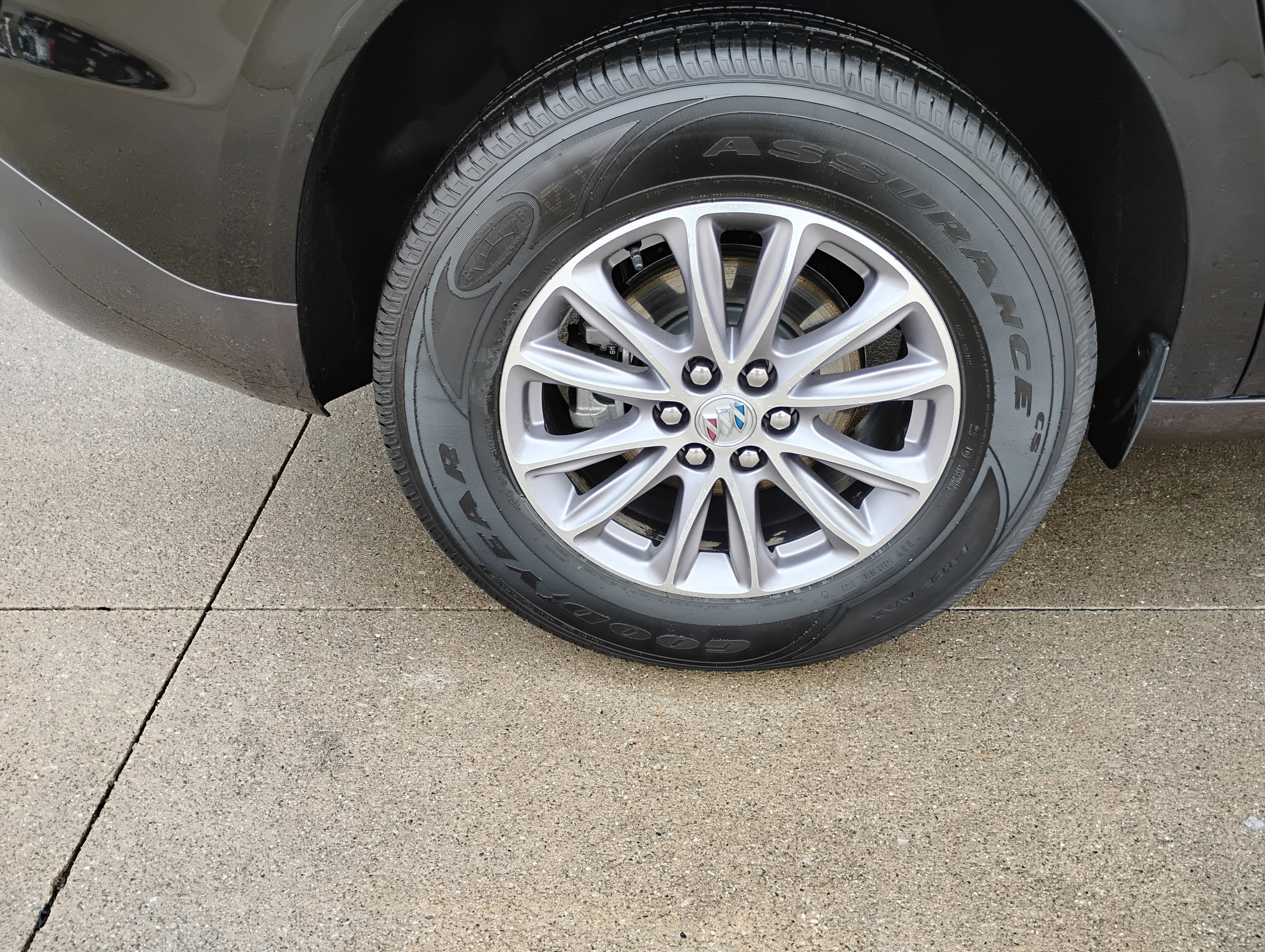 Used 2024 Buick Enclave Essence w/ Trailering Package, 5000 lbs. image 26