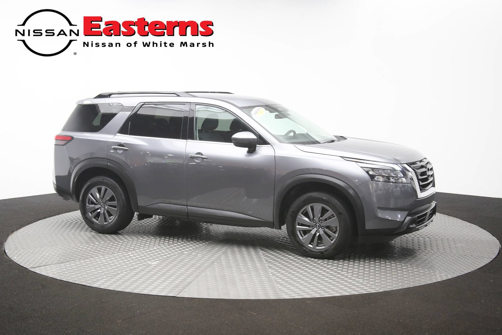 Used 2025 Nissan Pathfinder SV FWD image 48