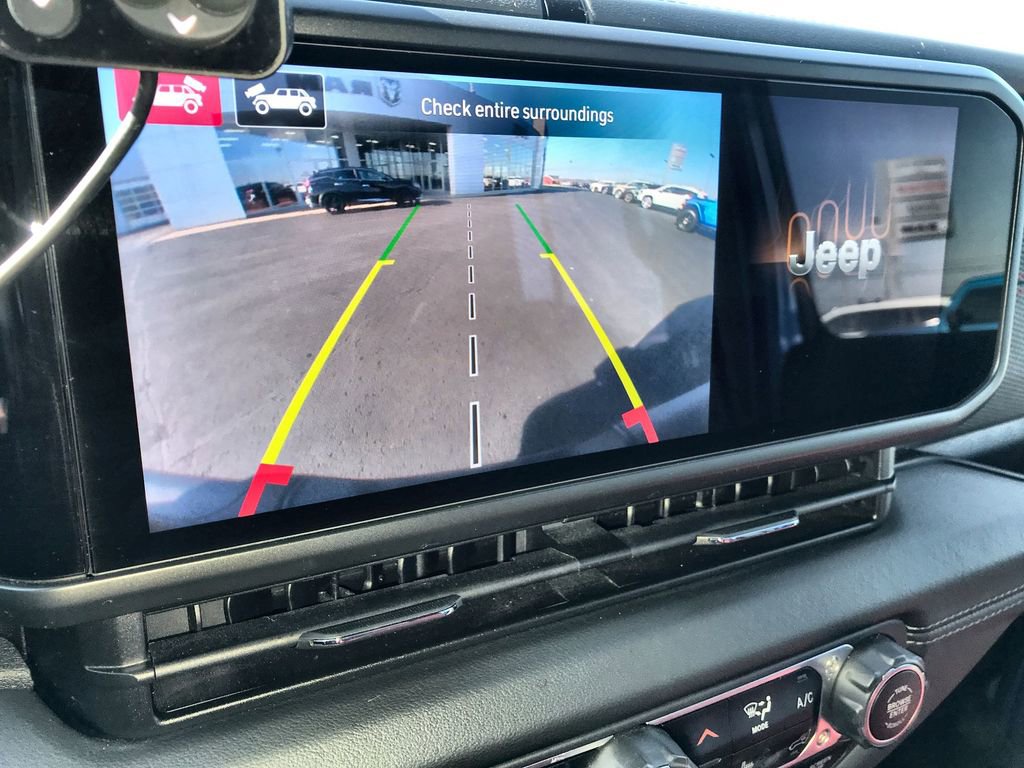 Used 2024 Jeep Wrangler Rubicon 392 image 17