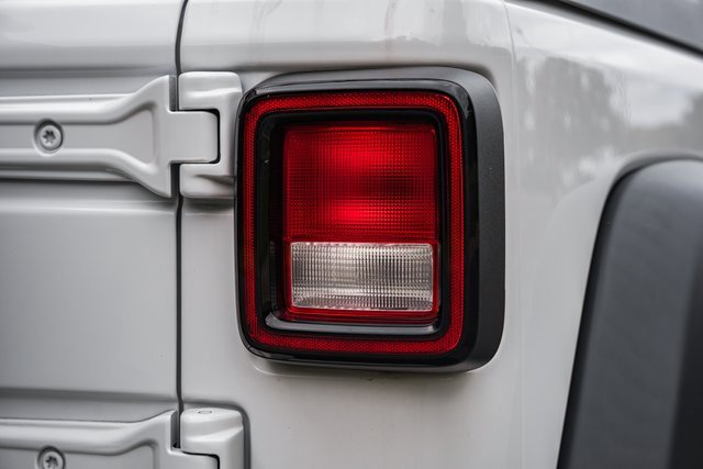 Used 2021 Jeep Wrangler Unlimited Sport image 14