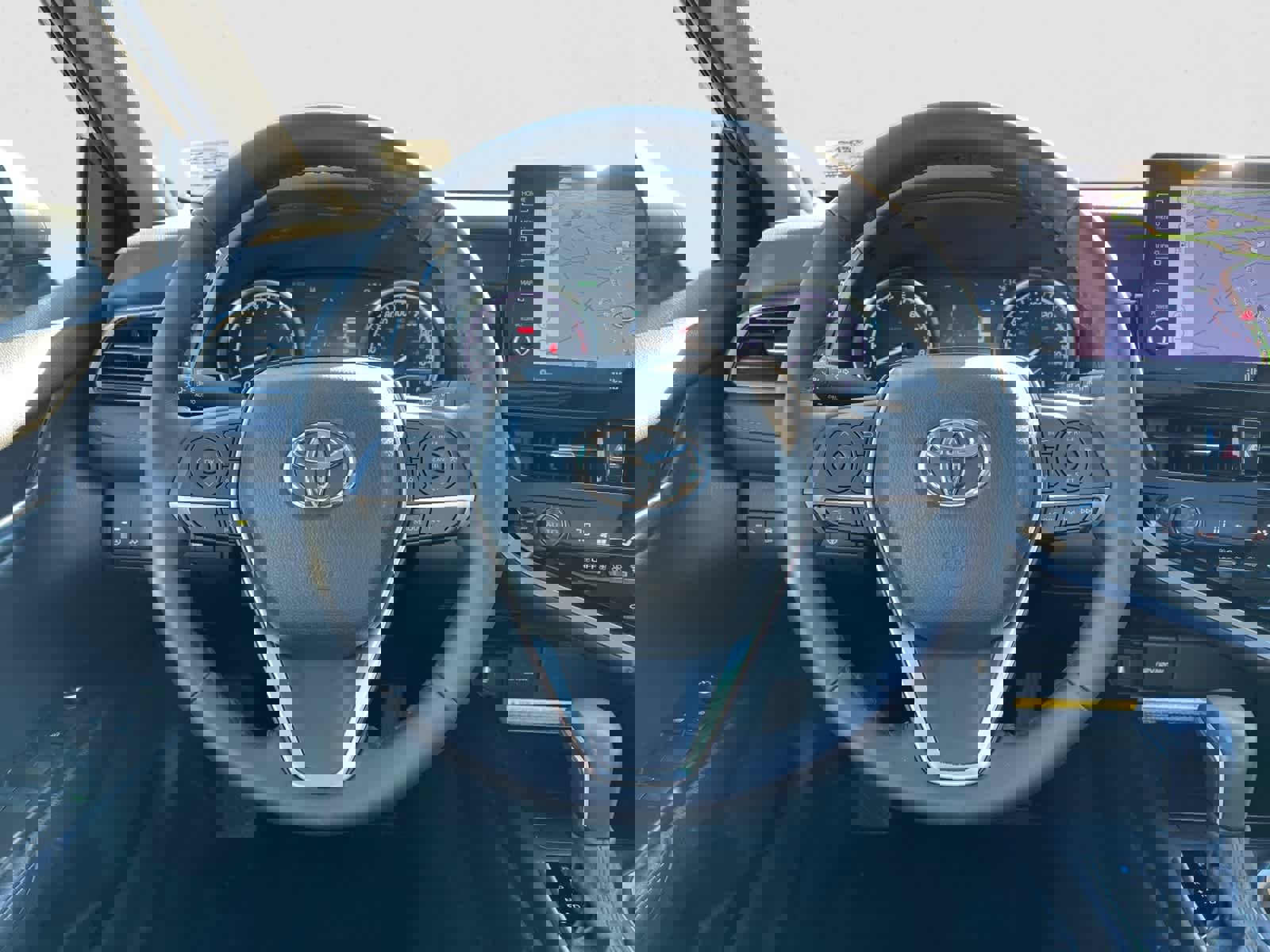 Used 2021 Toyota Camry XLE w/ Navigation Package image 13