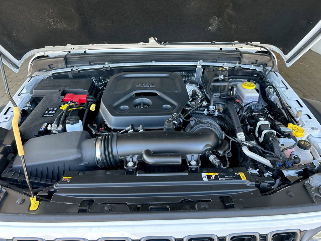 Used 2025 Jeep Wrangler Unlimited Rubicon AWD/4WD image 41