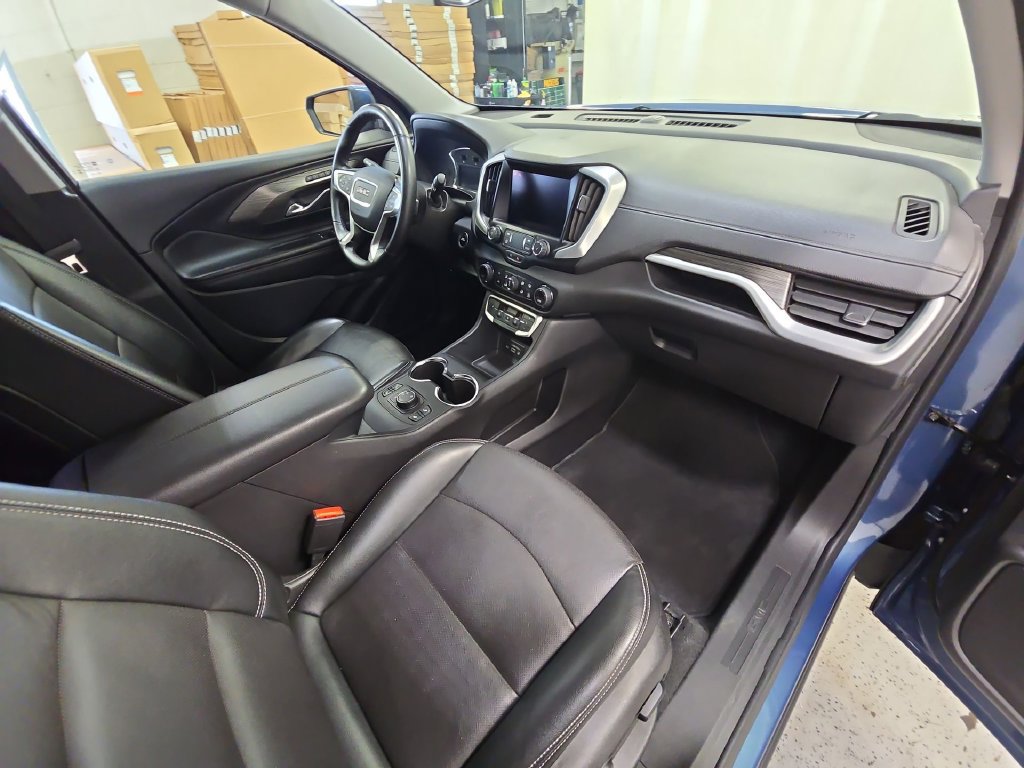 Certified 2024 GMC Terrain SLT AWD/4WD image 37