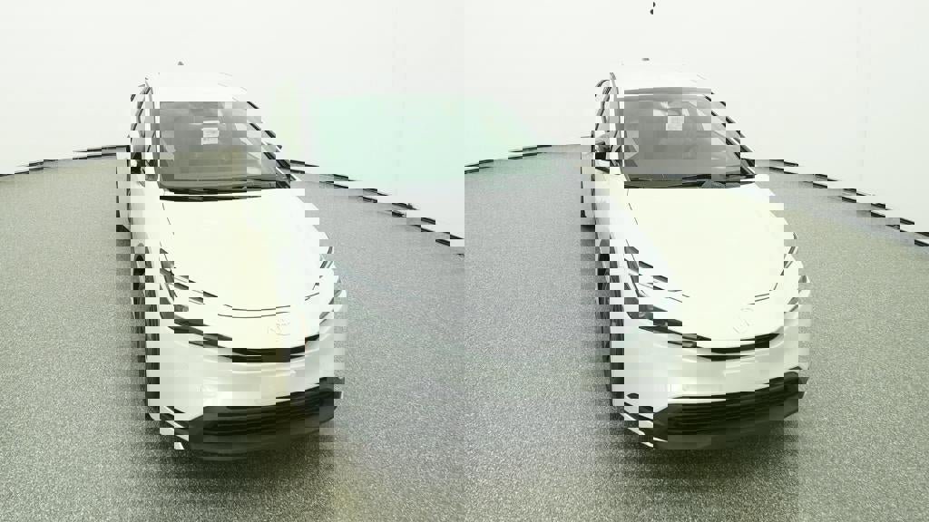 New 2026 Toyota Prius LE image 14