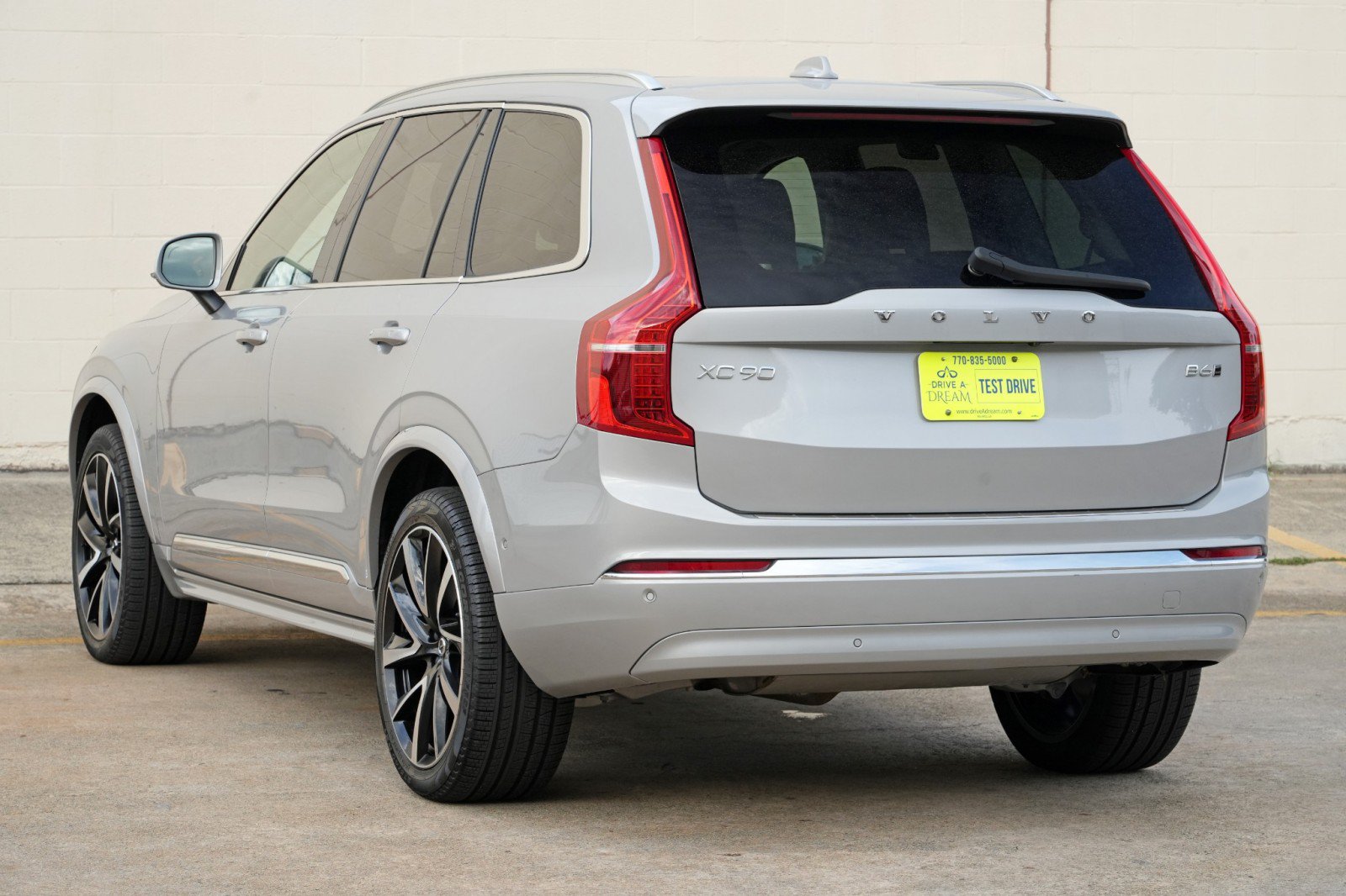 Used 2025 Volvo XC90 B6 Plus AWD/4WD image 53