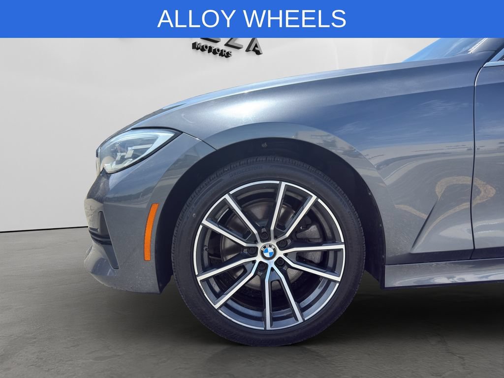 Used 2020 BMW 330i xDrive Sedan w/ Premium Package AWD/4WD image 10