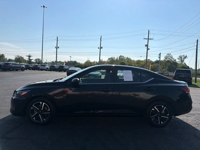 Used 2024 Nissan Sentra SV FWD image 4