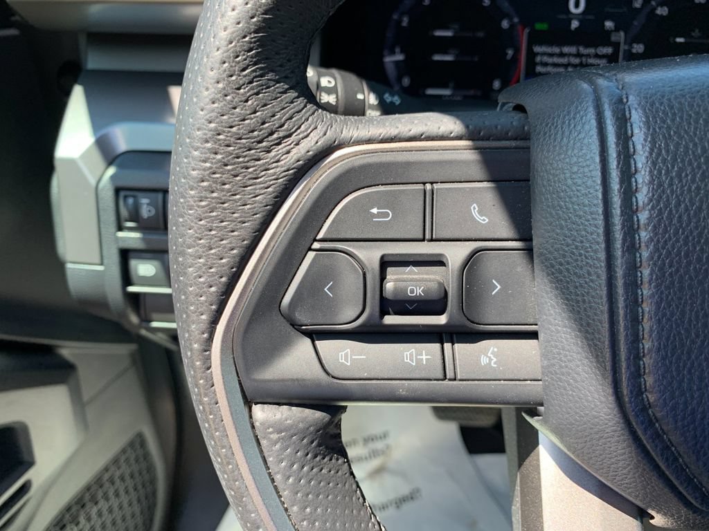 Used 2024 Toyota Tacoma TRD Off-Road AWD/4WD image 27