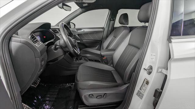 Used 2022 Volkswagen Tiguan SE R-Line FWD image 14