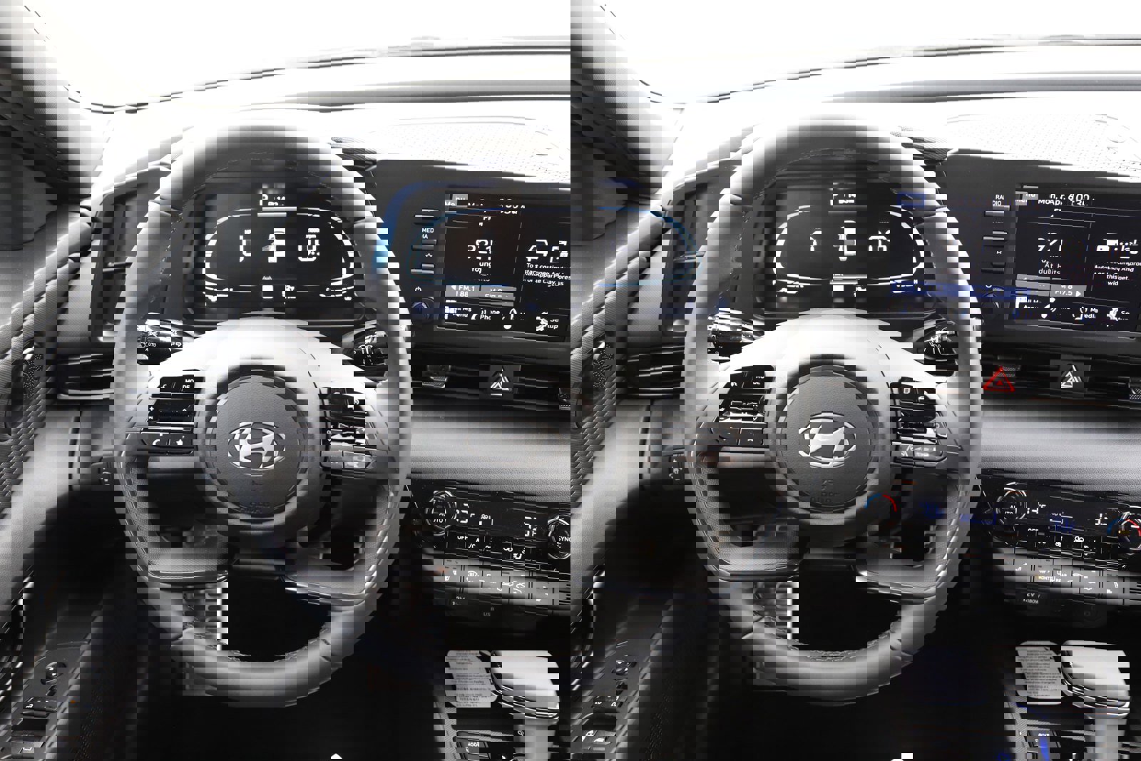 New 2026 Hyundai Elantra SEL Sport Premium image 17