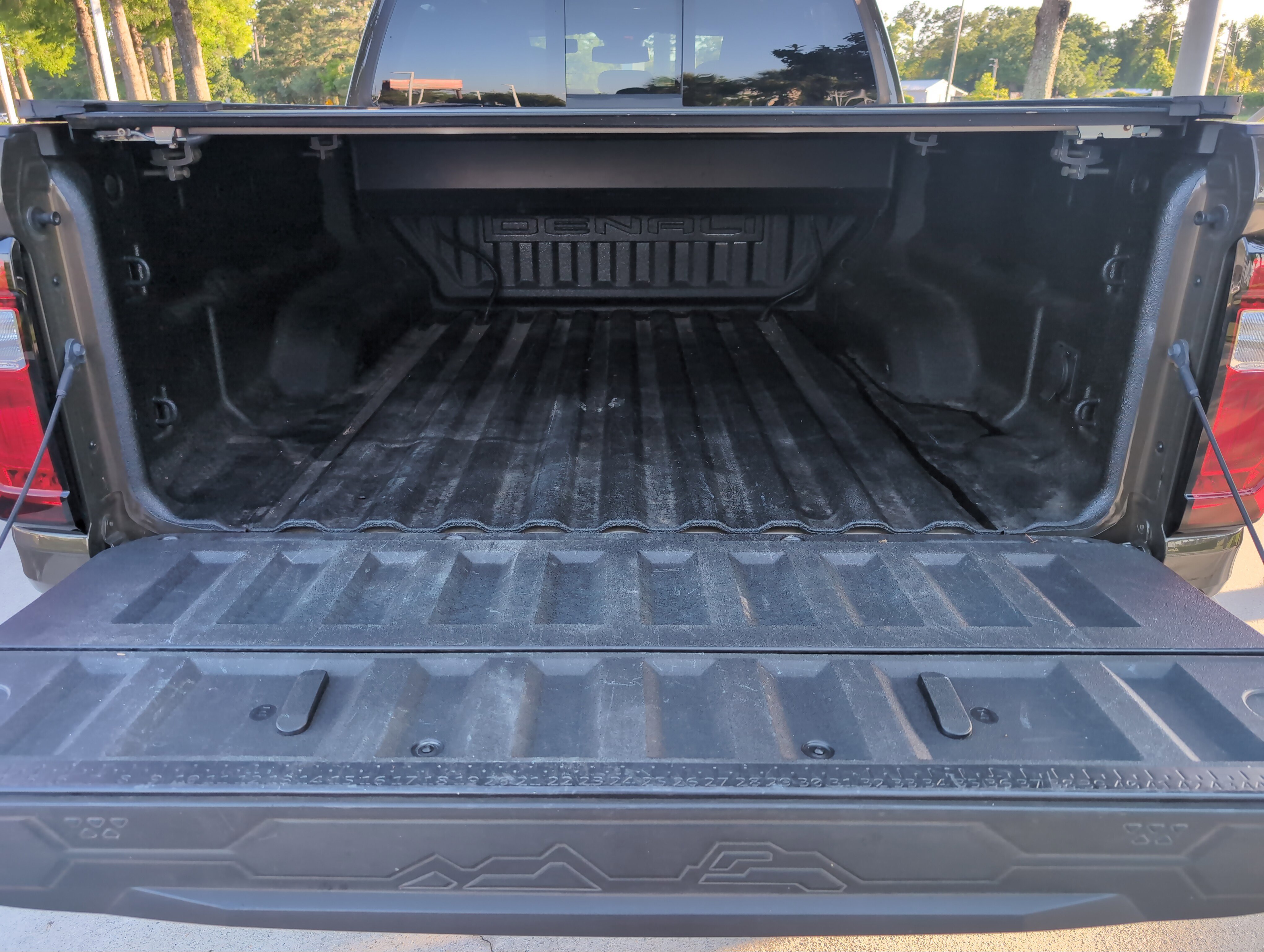 Used 2023 GMC Canyon Denali AWD/4WD image 31