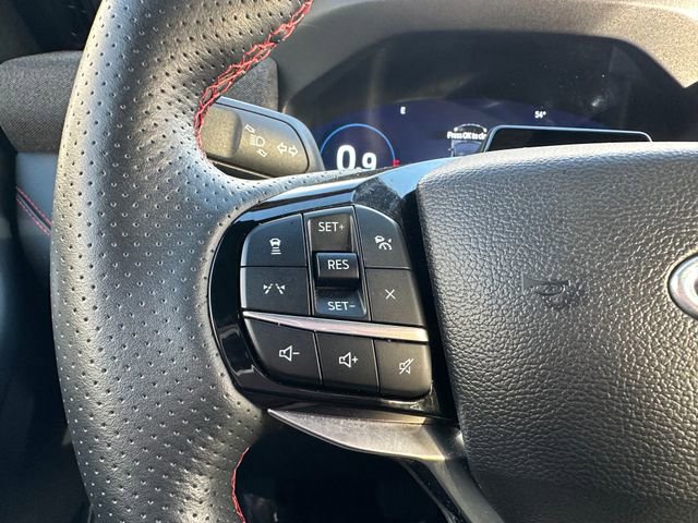Used 2025 Ford Explorer ST-Line w/ ST-Line Street Pack image 14