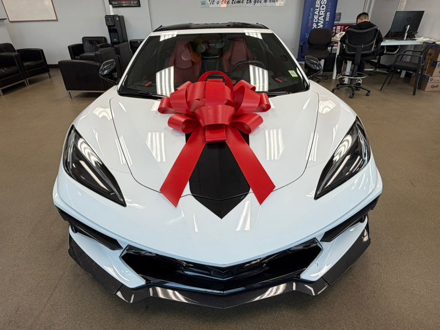 Used 2021 Chevrolet Corvette Stingray Preferred Cpe w/ Engine Appearance Package image 5