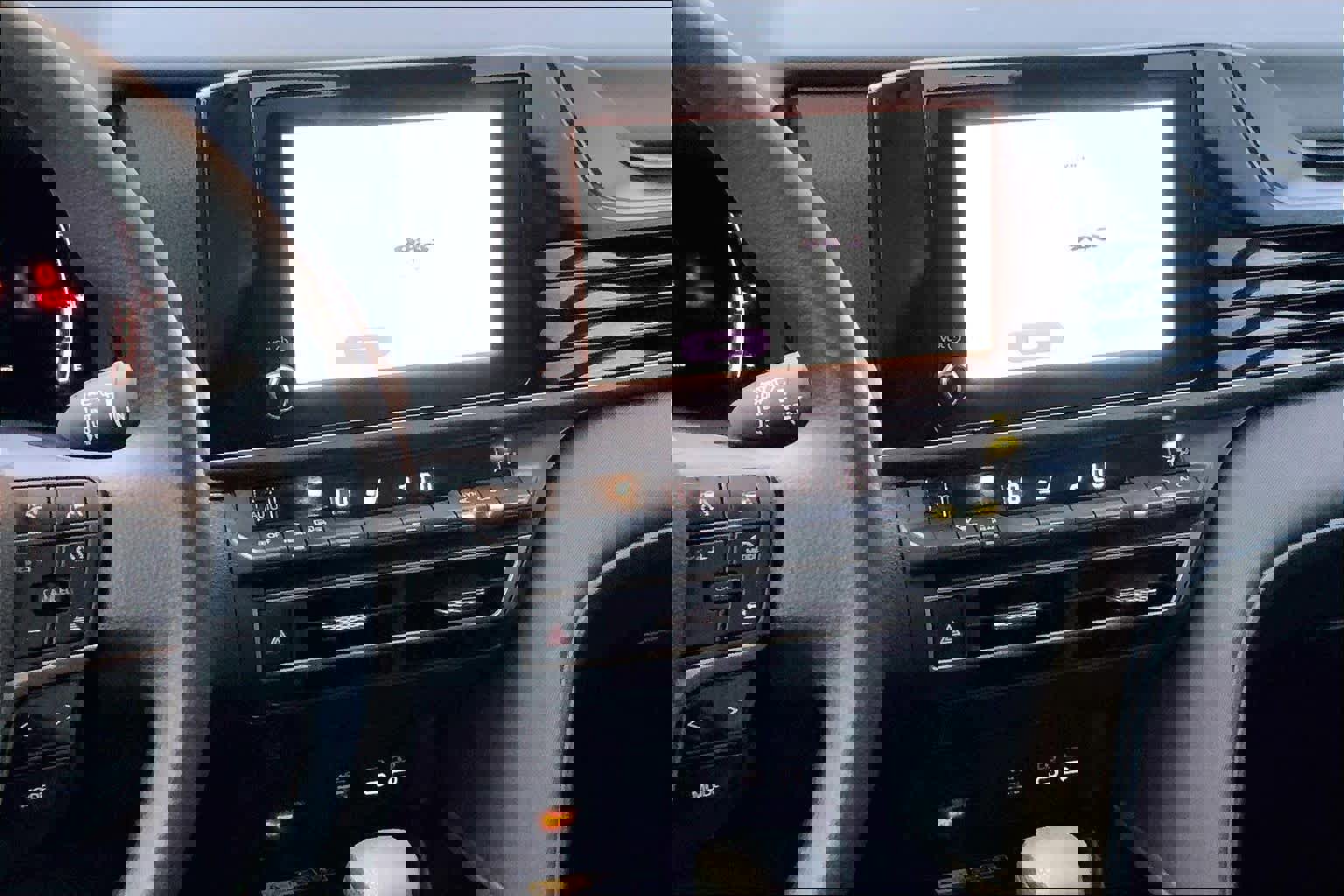 Used 2026 Toyota Camry LE image 7