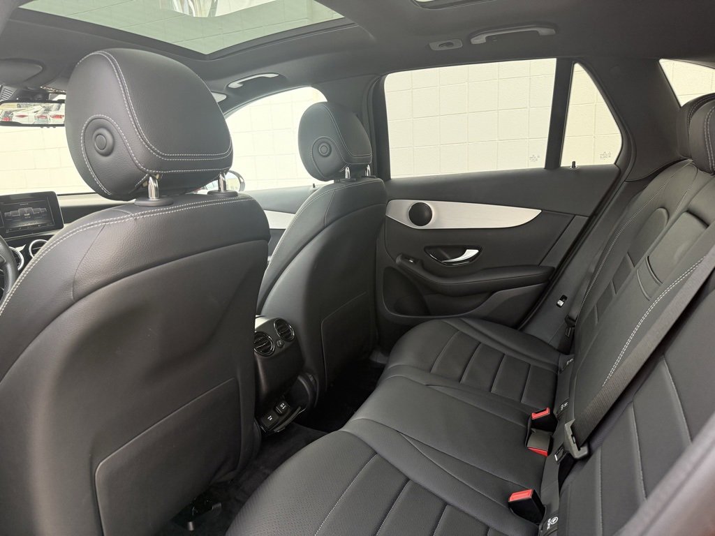 Used 2017 Mercedes-Benz GLC 300 4MATIC image 33