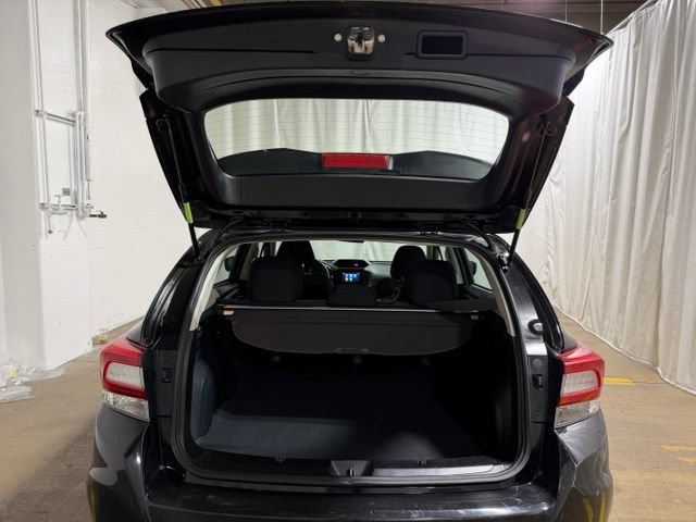 Used 2018 Subaru Impreza 2.0i AWD/4WD image 23