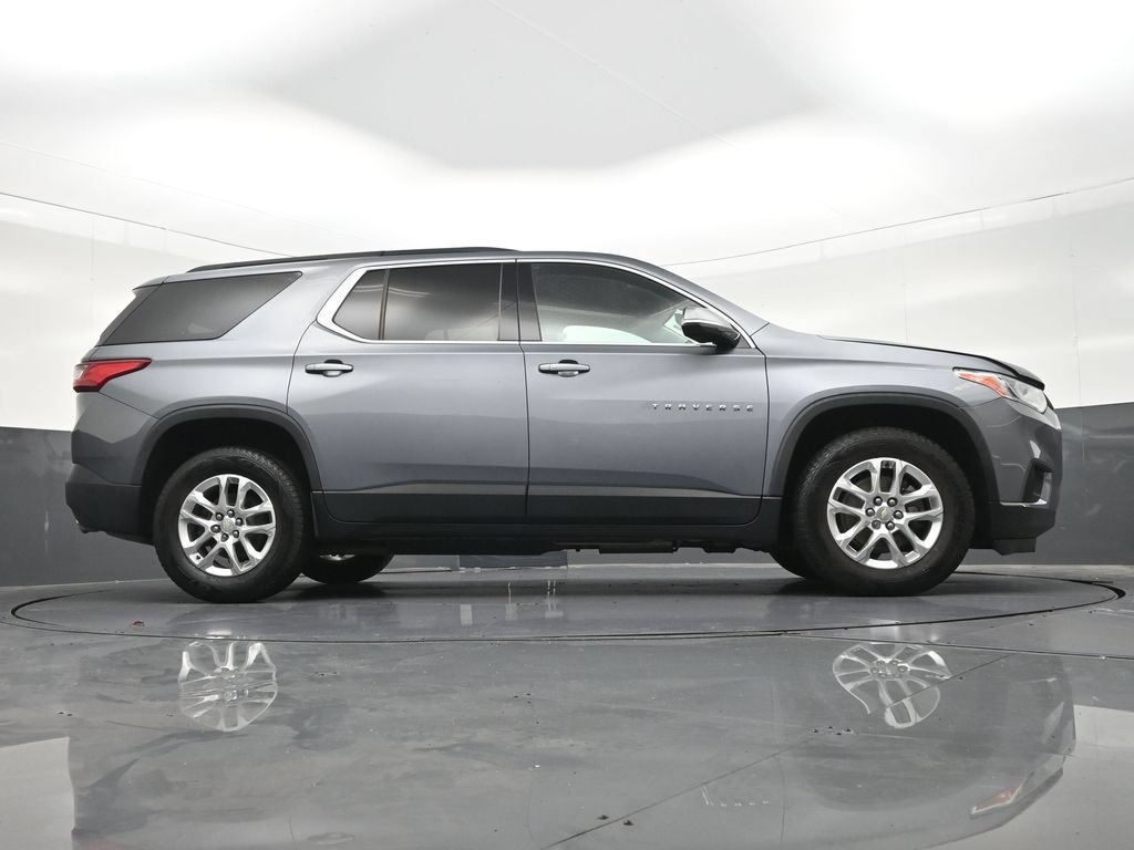Used 2020 Chevrolet Traverse LT FWD image 31