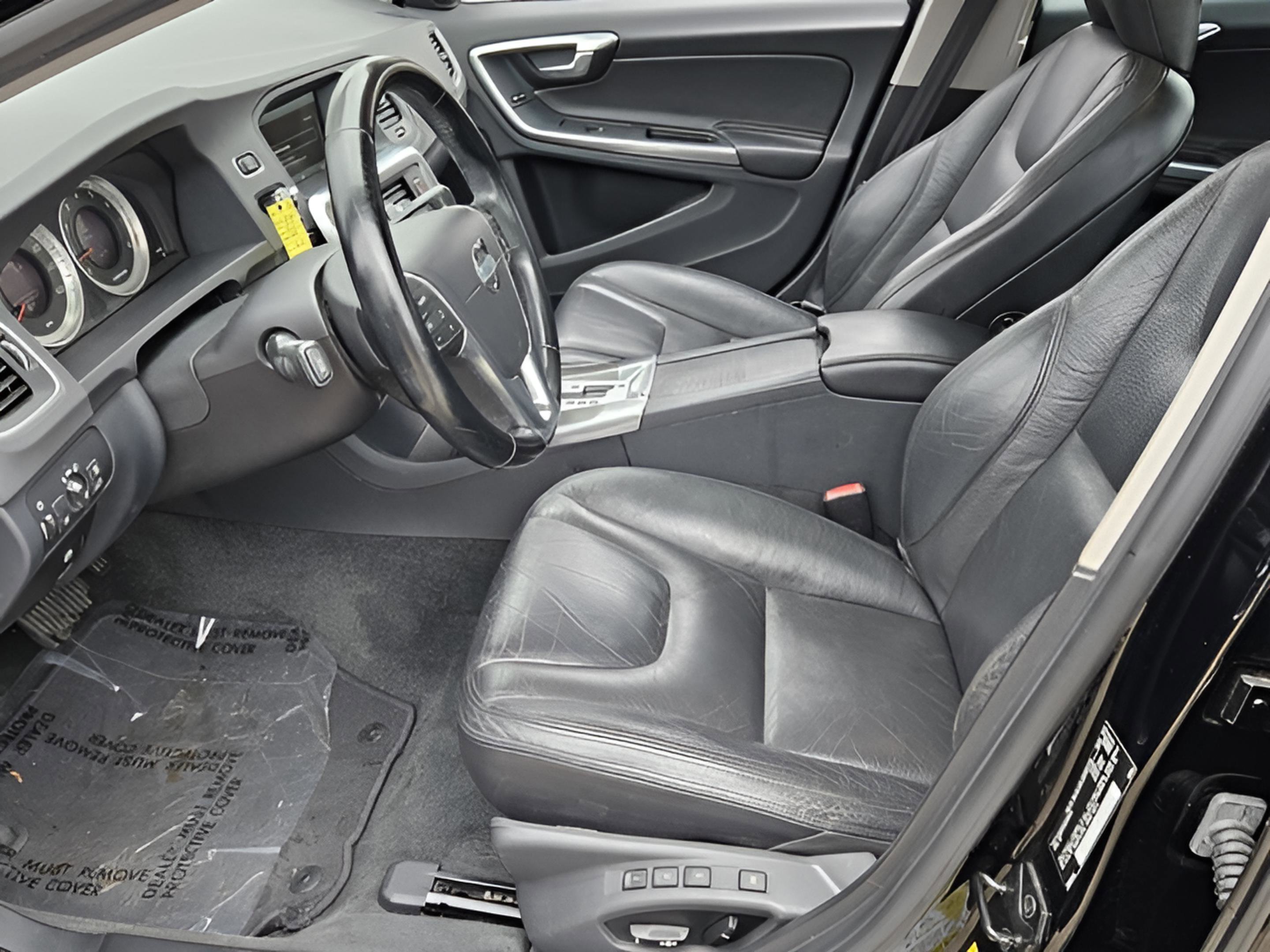 Used 2012 Volvo S60 T5 w/ Climate Pkg image 10