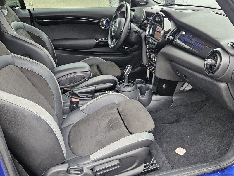 Used 2021 MINI Cooper John Cooper Works w/ Driver Assistance Package image 13